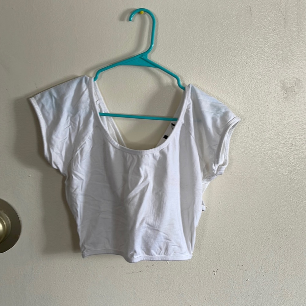 Large cross cross crop top